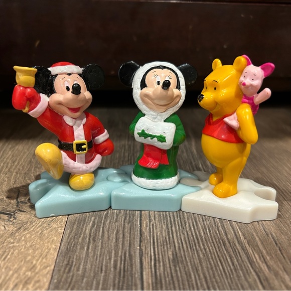 Disney McDonald’s puzzle piece figures - Picture 3 of 4